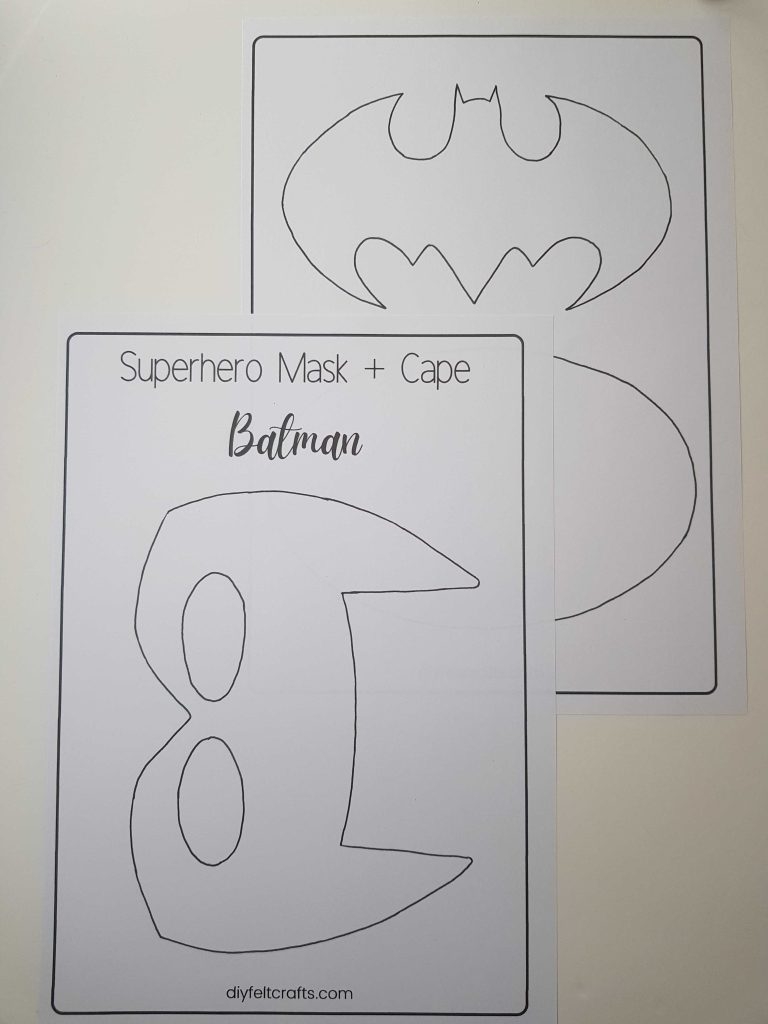 Got A Batman Fan In The House Make This Easy Mask Cape DIY Felt Crafts Got A Batman Fan In The House Make This Easy Mask Cape DIY Felt Crafts