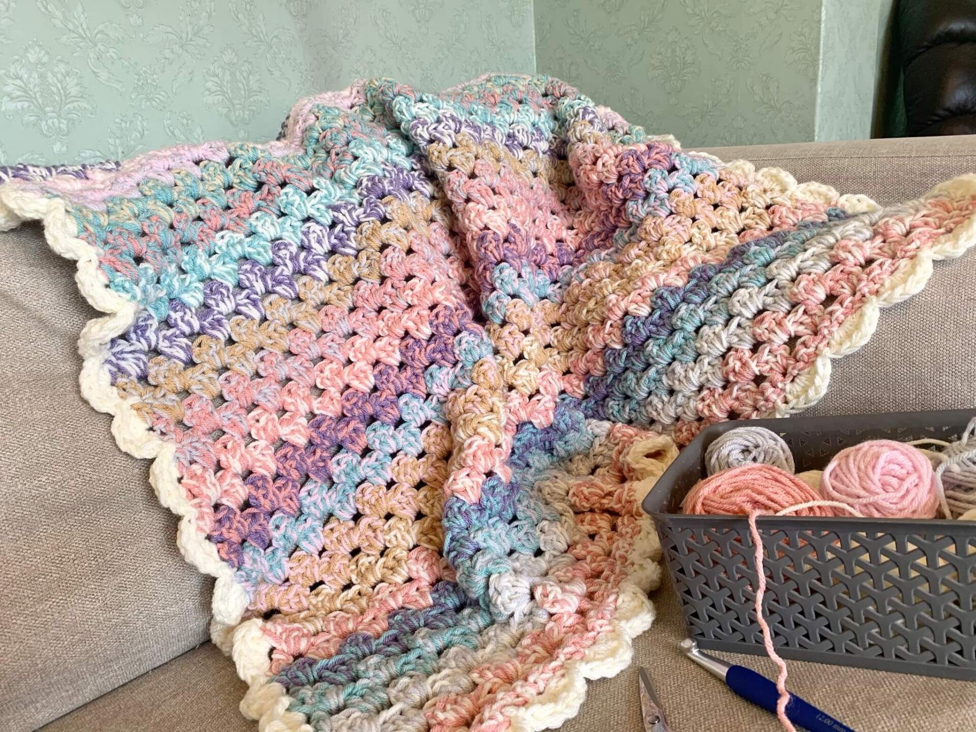 Modern Crochet Granny Stripe Blanket Pattern Cosy Rosie Crochet Modern Crochet Granny Stripe Blanket Pattern Cosy Rosie Crochet